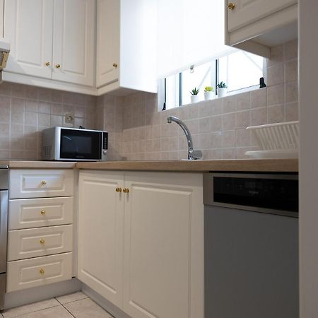 Spacious Apartment Close To The Sea And The City Center 雅典 外观 照片