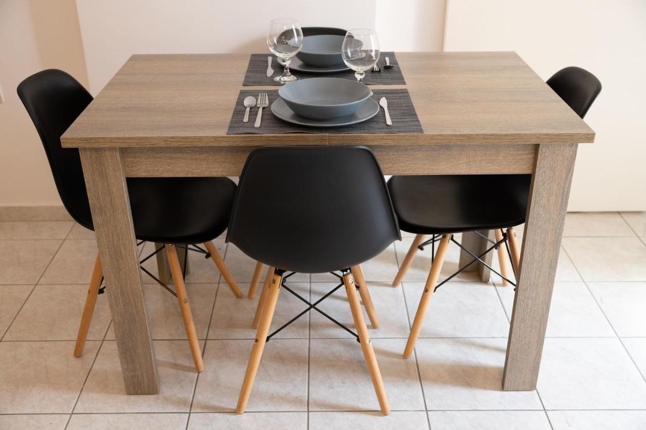 Spacious Apartment Close To The Sea And The City Center 雅典 外观 照片